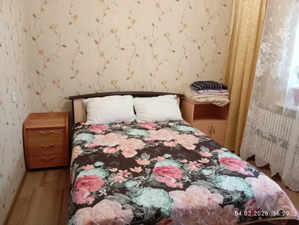 Двухкомнатная квартира в центре левобережья — аренда посуточно в Омск