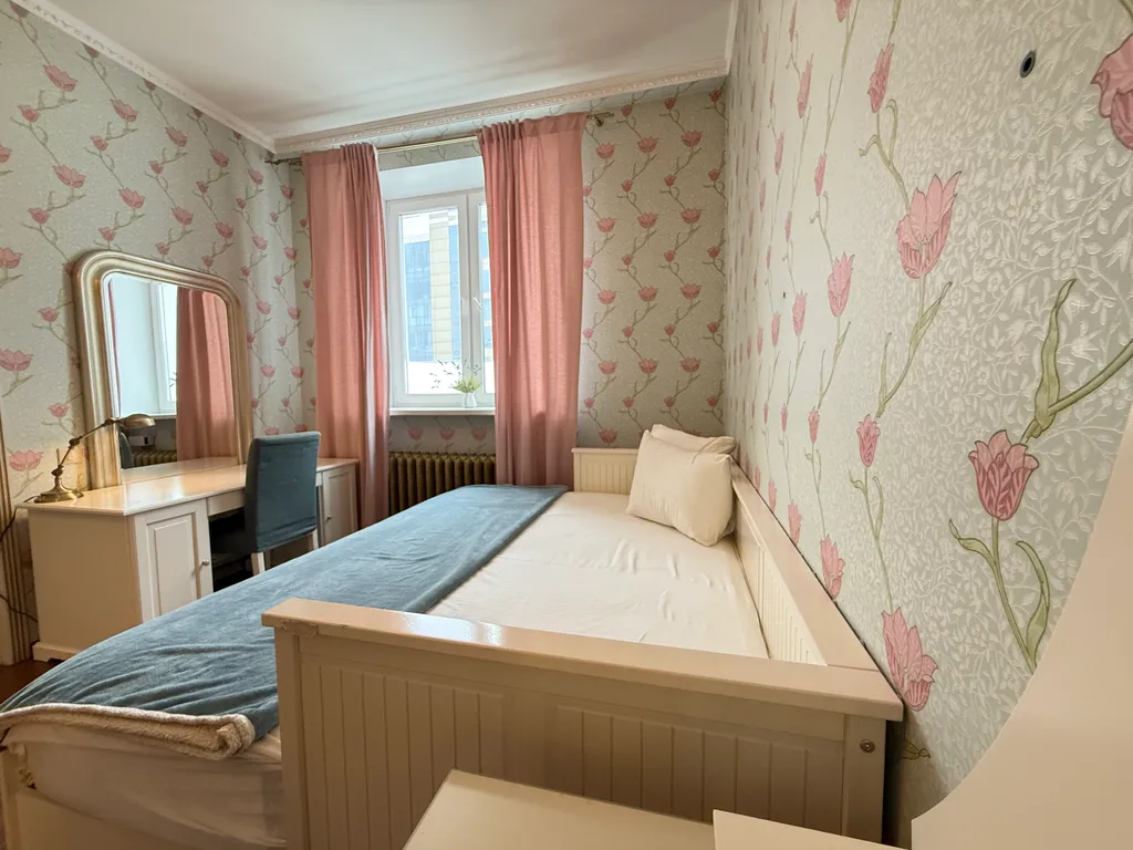 Трехкомнатная квартира Английский шик у Кремля