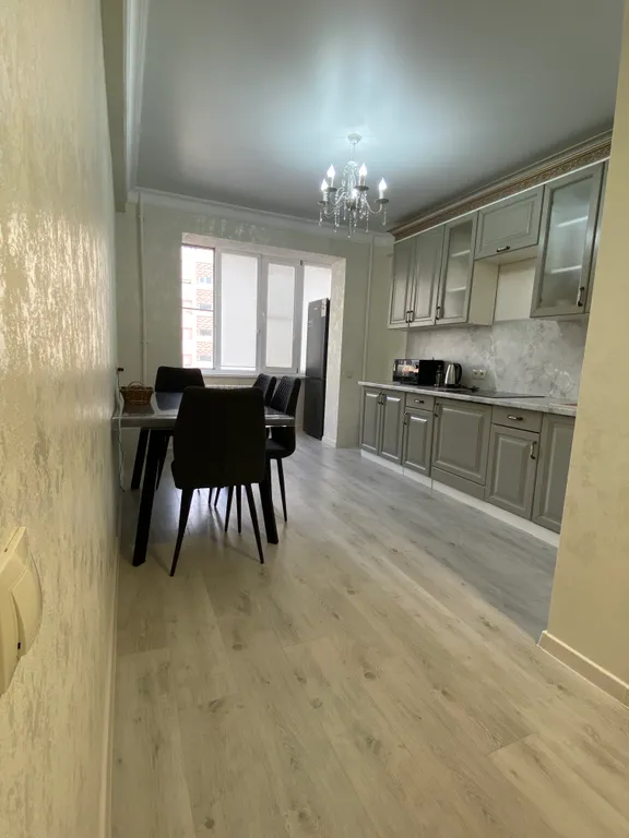 Абсолютно новая, уютная, большая, светлая квартира у моря