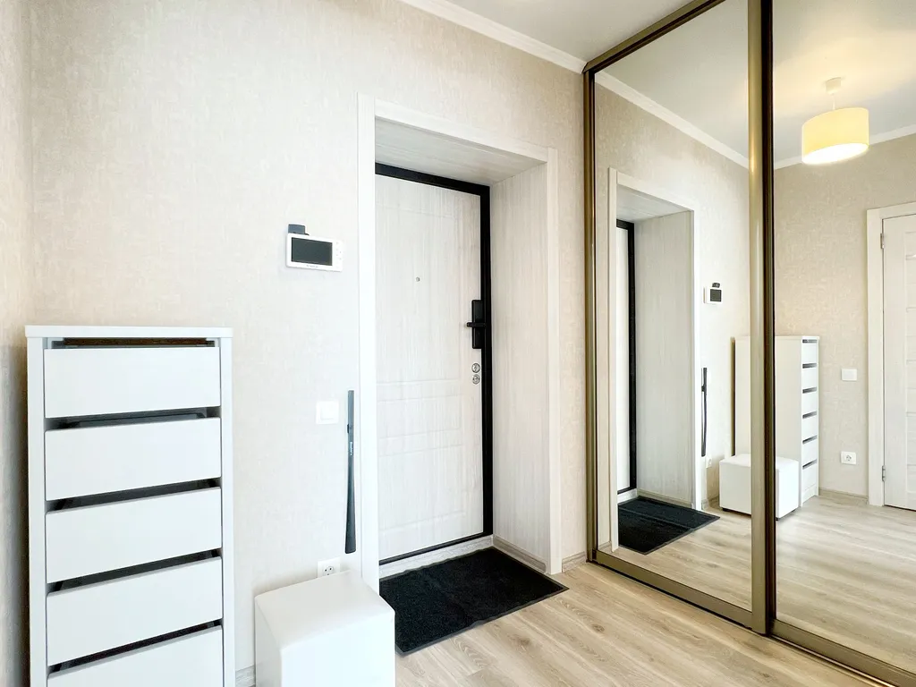 Квартира Эксклюзив Кибер с Неоновым Стилем