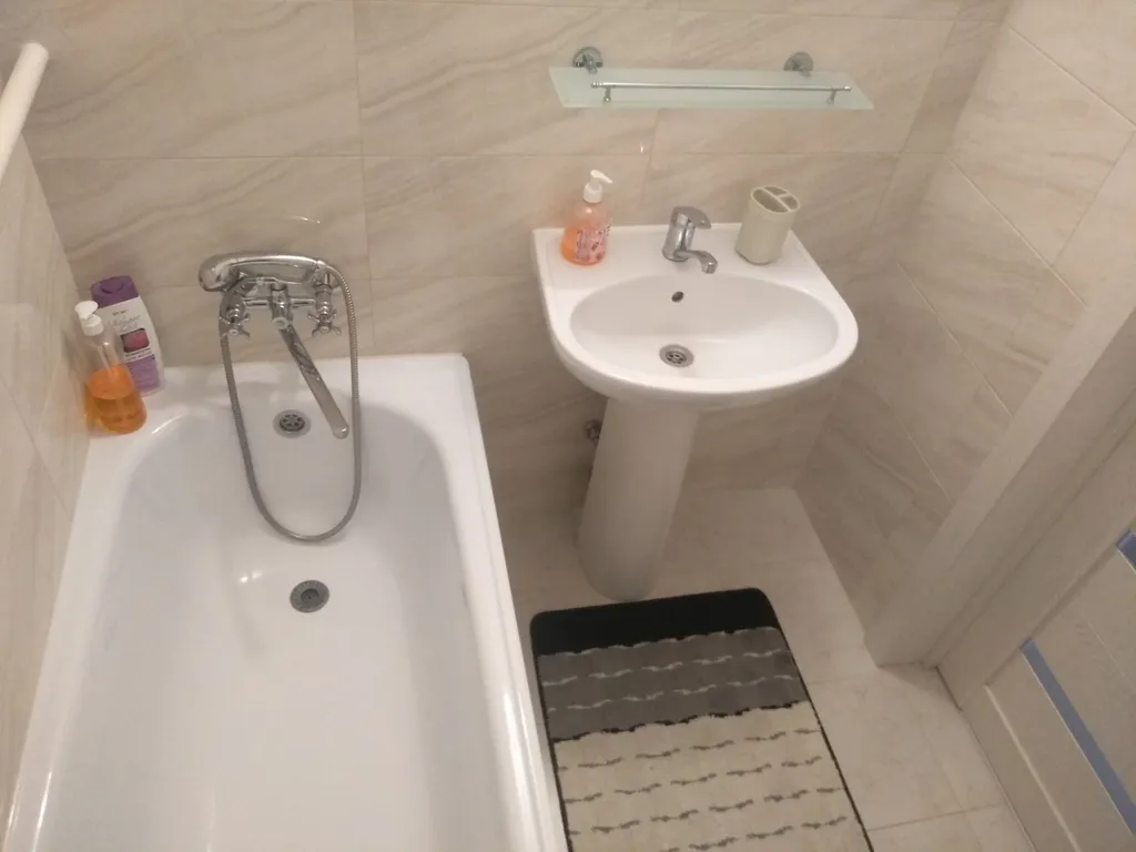 Стильная квартира рядом с центром, кондиционер