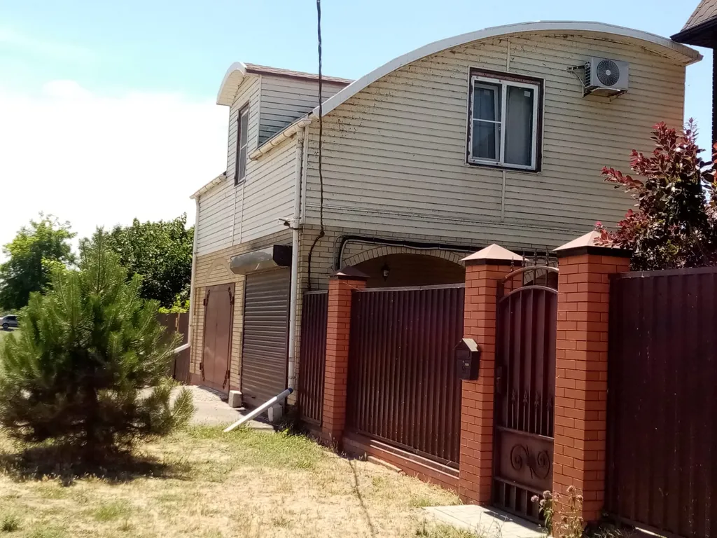 Дом на берегу Азовского моря