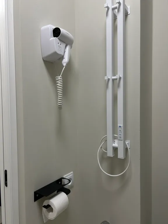 Студия с видом на город