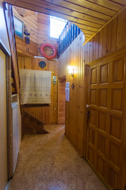 «Домик моряка» на озере Аслыкуль