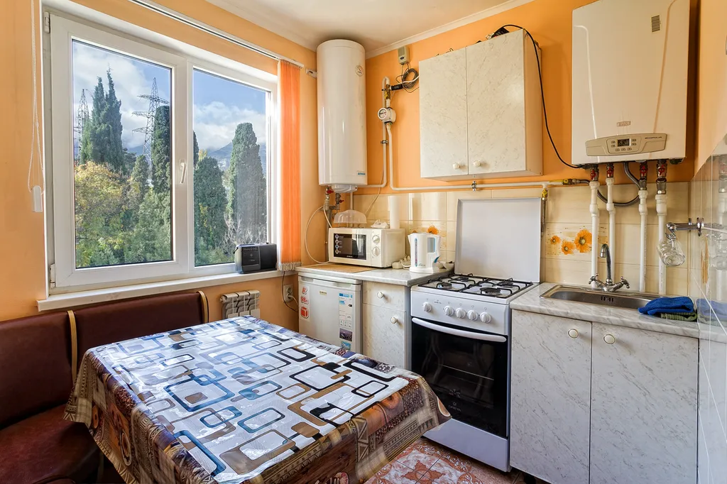 Квартира Уютная видовая квартира с удобным расположением — Ялта