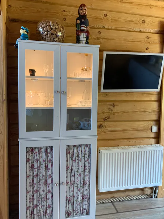 Вилла «Малинка» с теплым бассейном, баней и камином