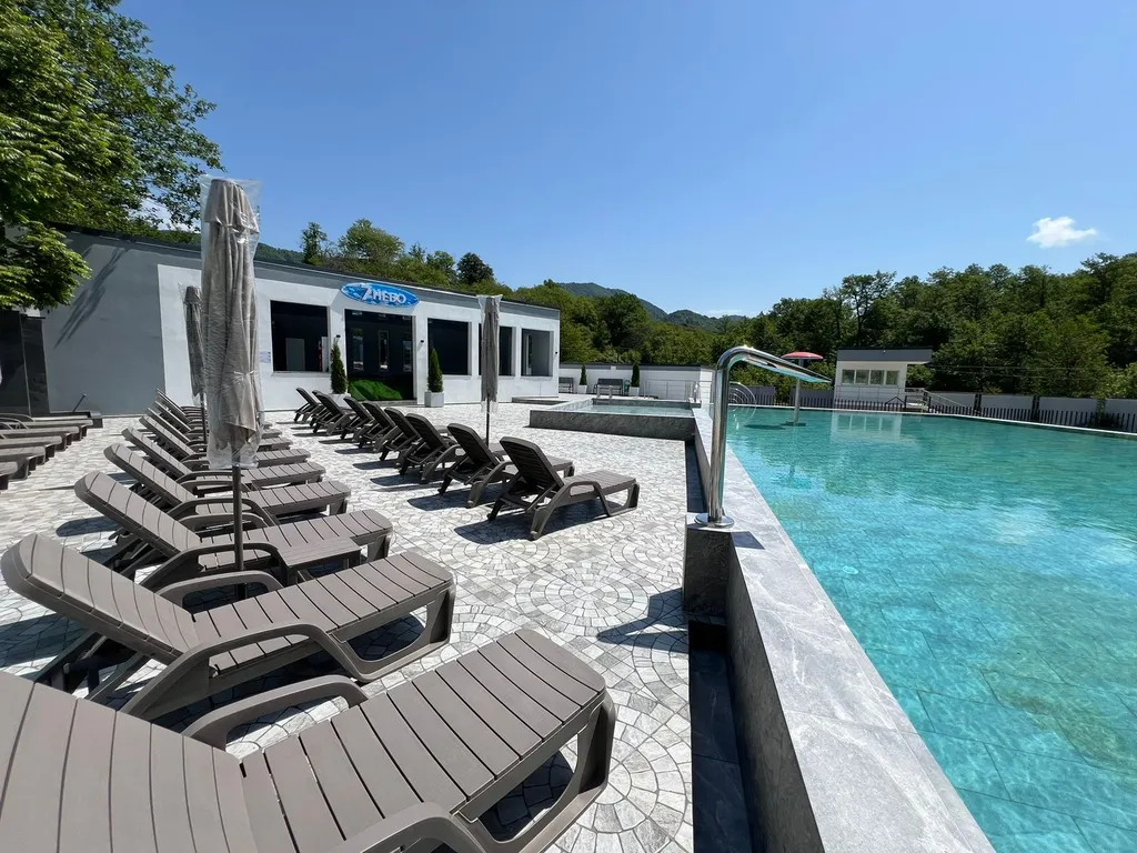 Апартаменты в тихом уютном местечке недалеко от цивилизации