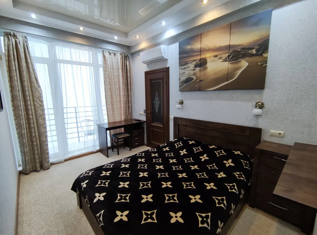 Апартамент с видом на море и парк