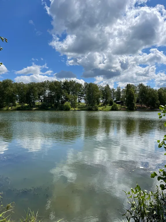 Дом на берегу озера