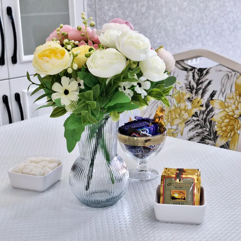 Апартаменты в центре с видом на город и горы