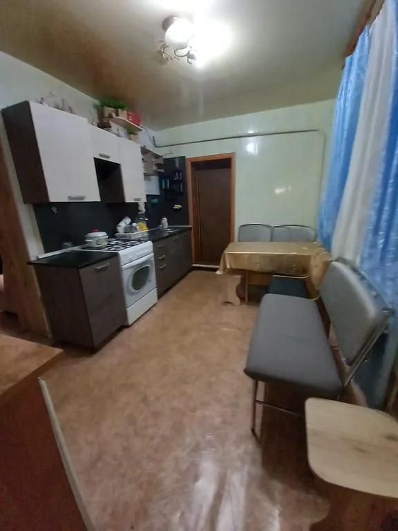 4-комнатный Дом