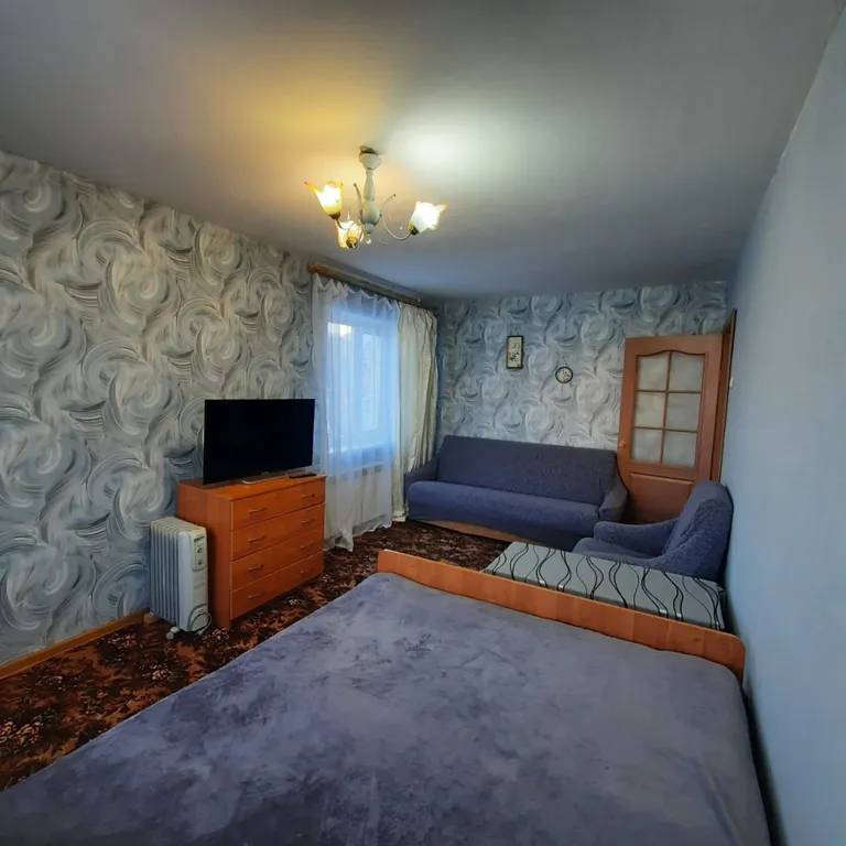 Квартира с мебелью и бытовой техникой в самом центре города