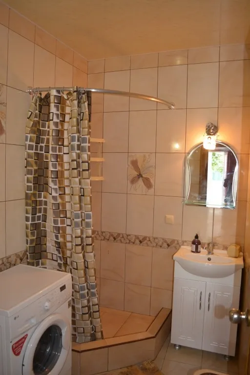 Квартира Квартира Уютный и комфортный трёхкомнатный дом. — Евпатория