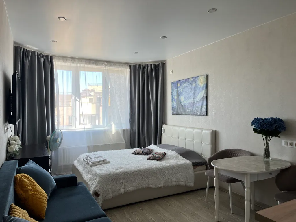 Квартира Светлая арт-студия на мансарде — аренда посуточно в Мытищи