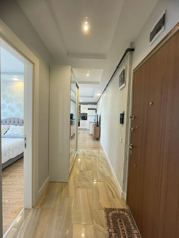 Современная чистая квартира у моря