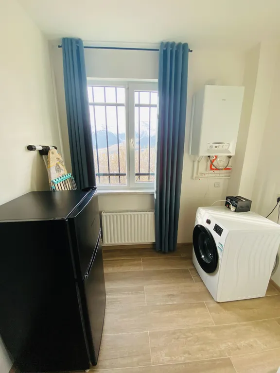 4-комнатный Дом