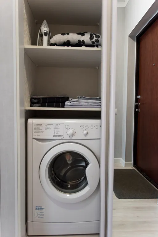 Однокомнатная квартира-студия недалеко от Волга спорт арены