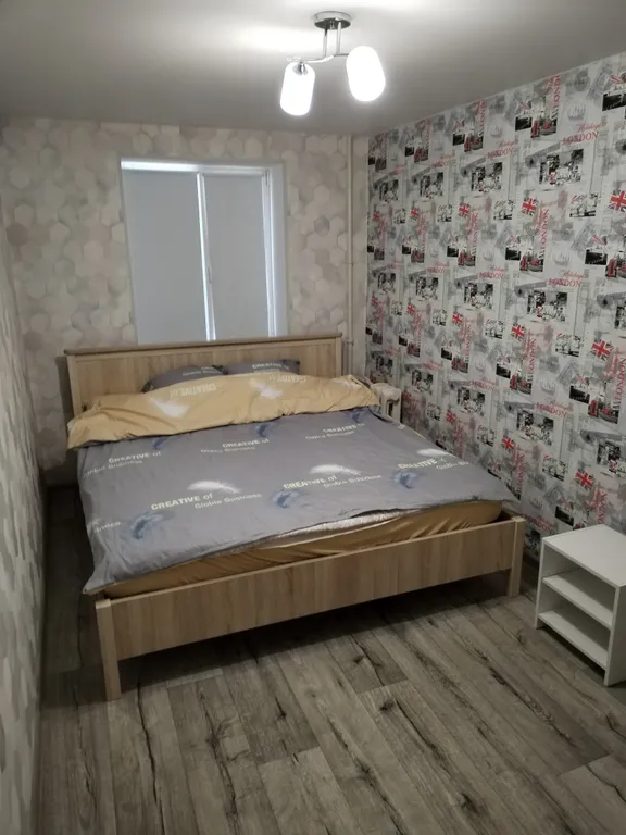 Квартира Квартира возле автовокзала и ТЦ Аврора — Луганск