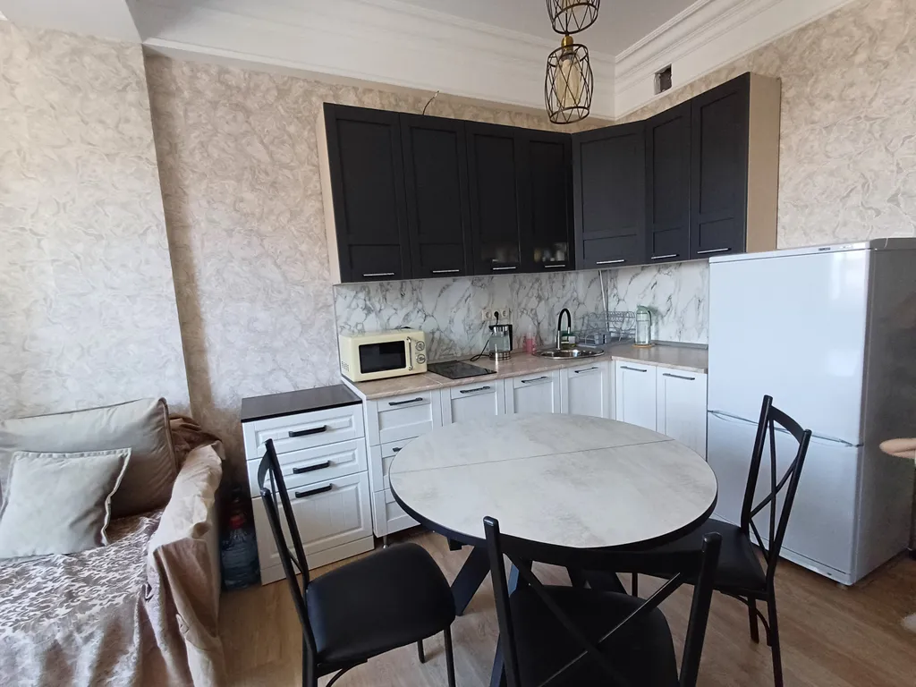 Уютная квартира в спальном районе недалеко от моря