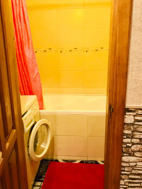 2-х комнатная квартира в центре