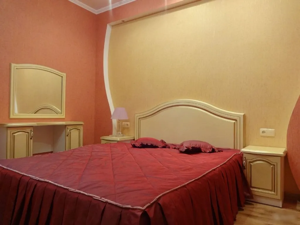 Коттедж Отдельный домик из трёх комнат — аренда посуточно в Алушта