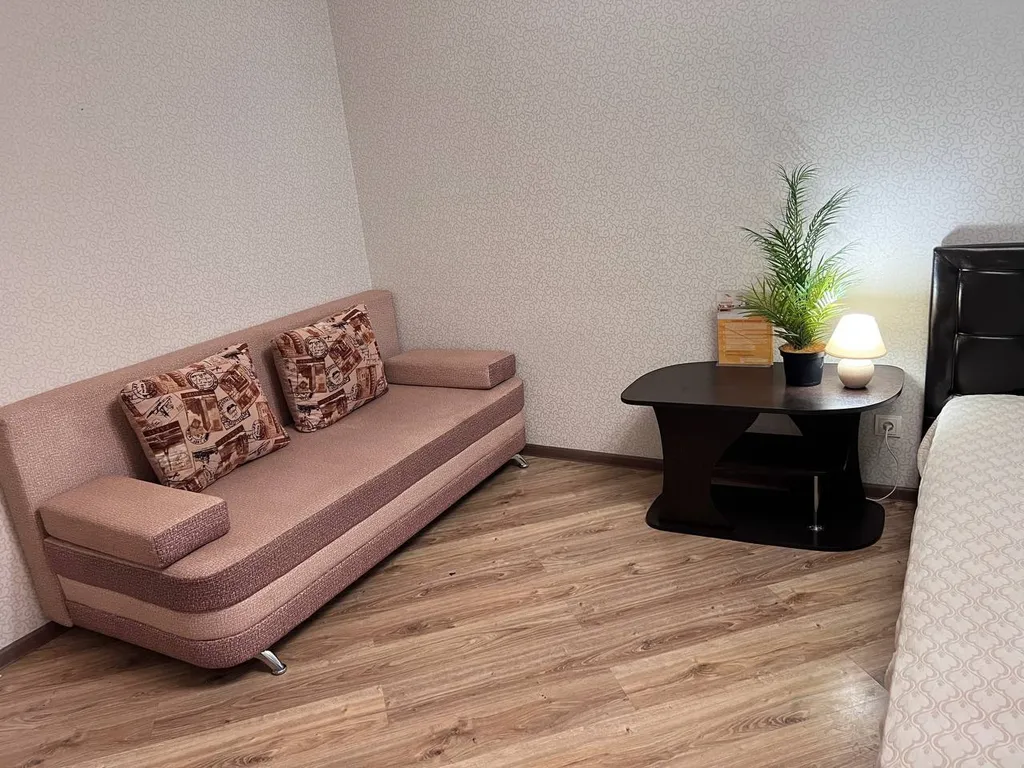 Просторная квартира для 6 гостей на Куликова (Уютный Дом)