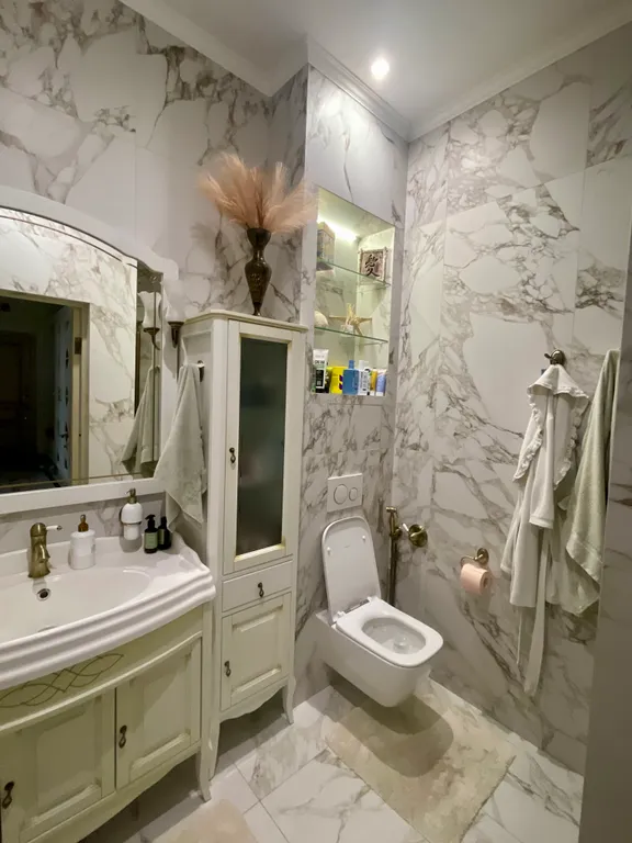 Апартамент для ценителей комфорта в центре города, с закрытой парковкой