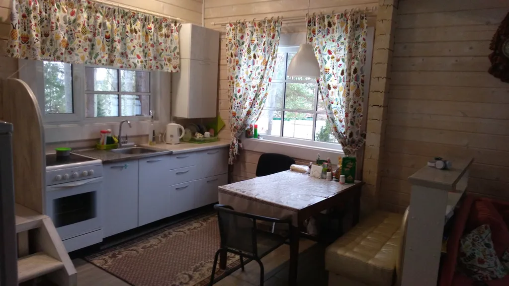 Дом с баней на Сямозере с огороженной территорией