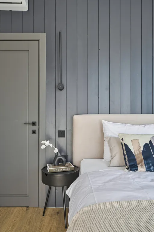 Просторный дом с сауной и камином в окружении леса и реки