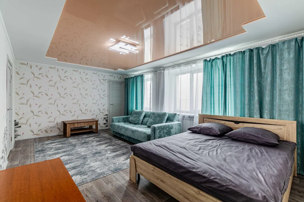 Уютная двухуровневая квартира с джакузи и аэрохоккем