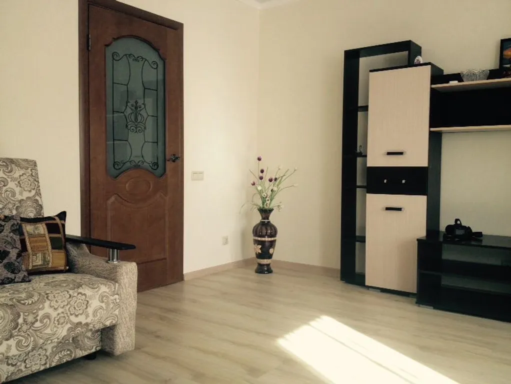 Квартира Чистая уютная квартира для отдыха — Ейск