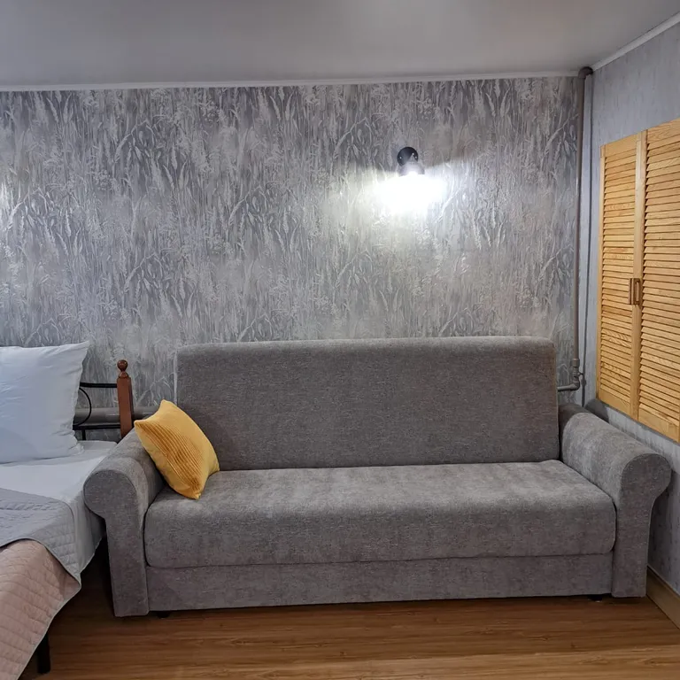 Уютный домик с верандой