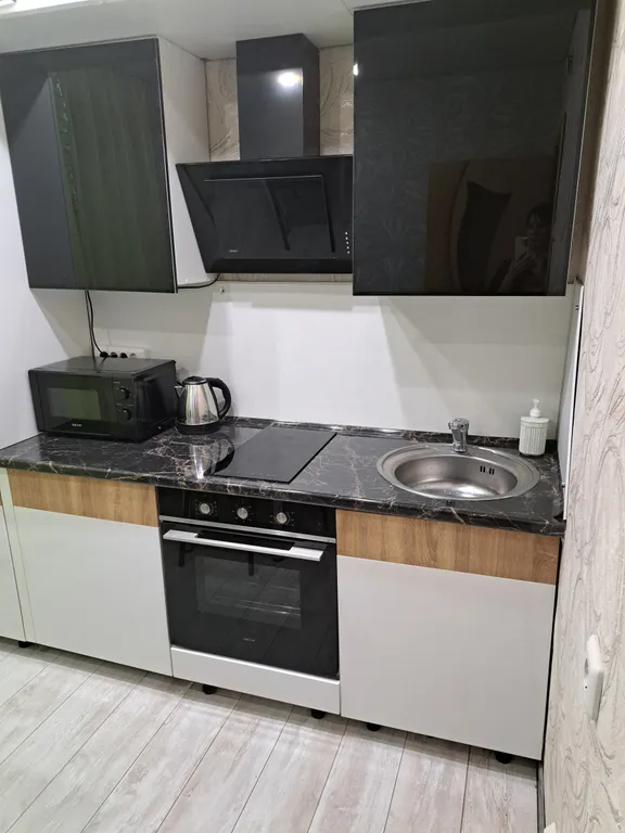 Чистая, ухоженная квартира в центре города с видом на Китай