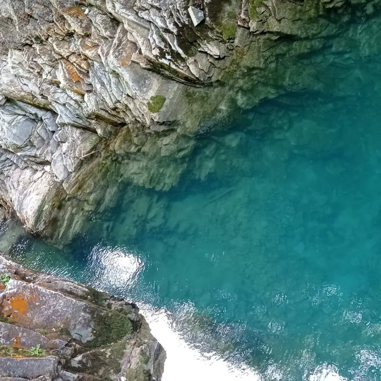 Шикарная двушка с панорамным балконом!