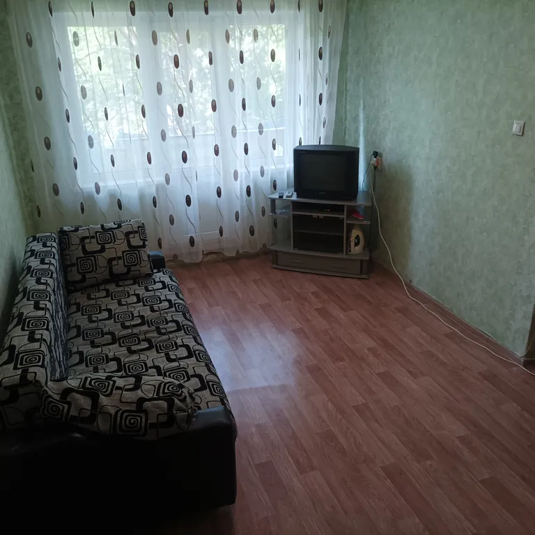 ЖД вокзала, Синегорье, уютная квартира у вокзала