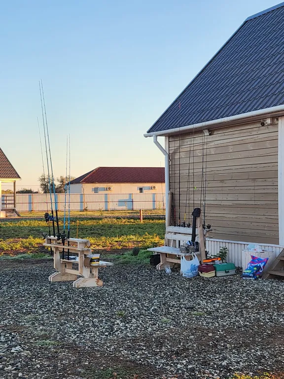 Коттедж у реки