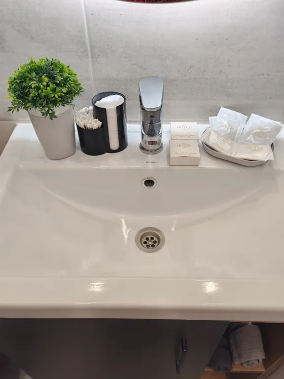 Рядом с аквапарком Улет