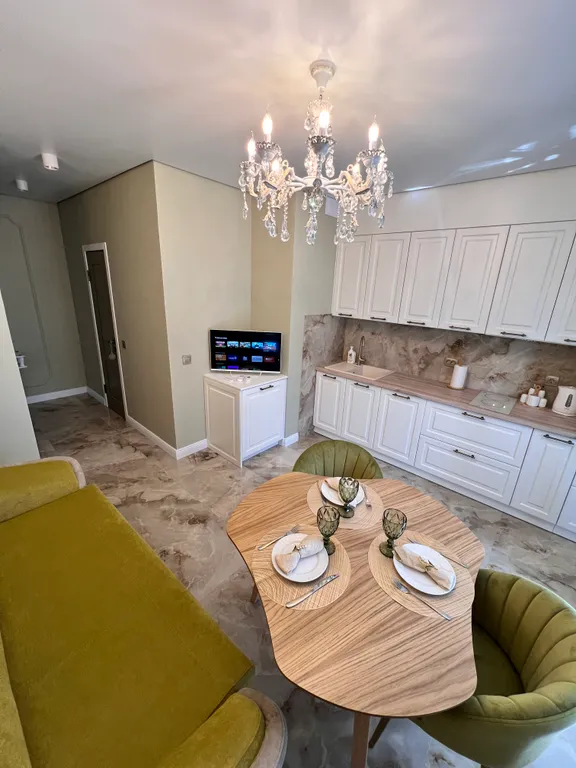 Современные новые апартаменты недалеко от центра города