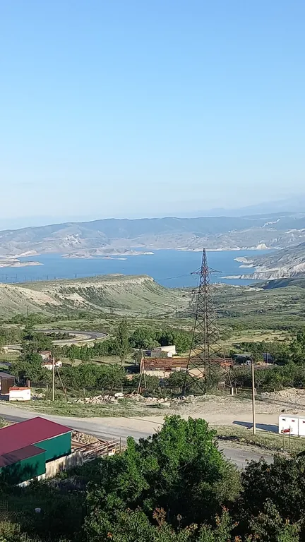 Уютная квартира с прекрасным видом на водохранилище и горы