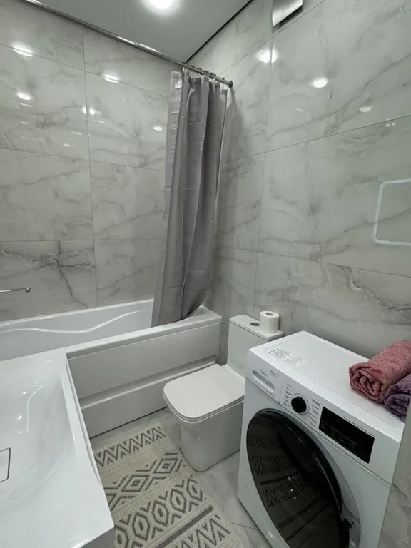 Квартира с ремонтом в элитной новостройке