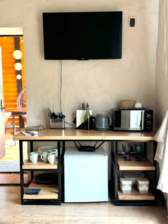 Домик с террасой и своей территорией