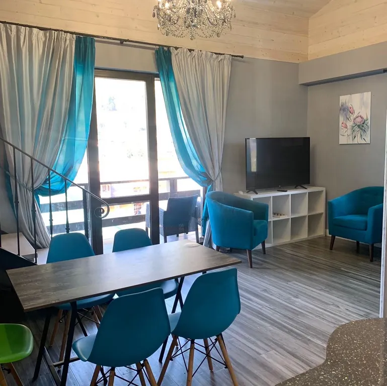 Квартира Двухуровневая видовая квартира в центре — Красная Поляна