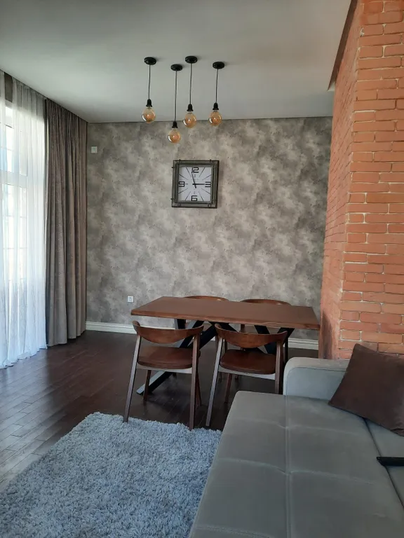 Уютная 1-комнатная квартира возле парка Офицеров