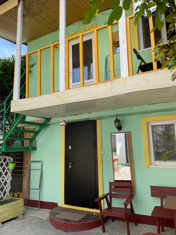 Квартира Квартира Цветущий уголок в историческом центре Севастополя — Севастополь