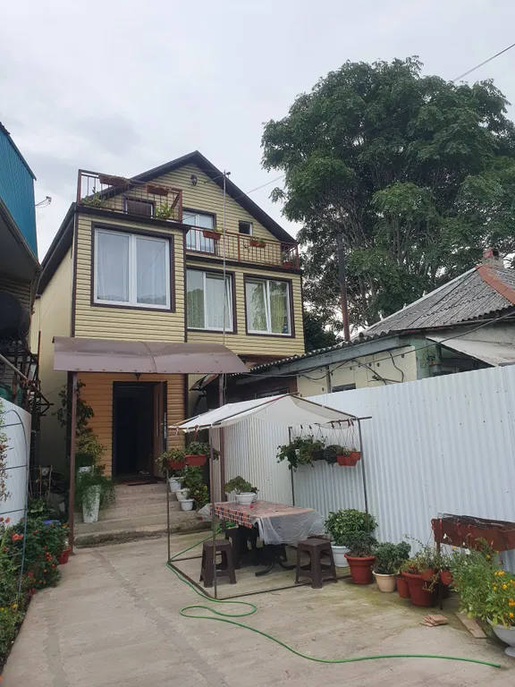 Квартира Комната в частном доме с собственной ванной комнатой — аренда посуточно в Туапсе