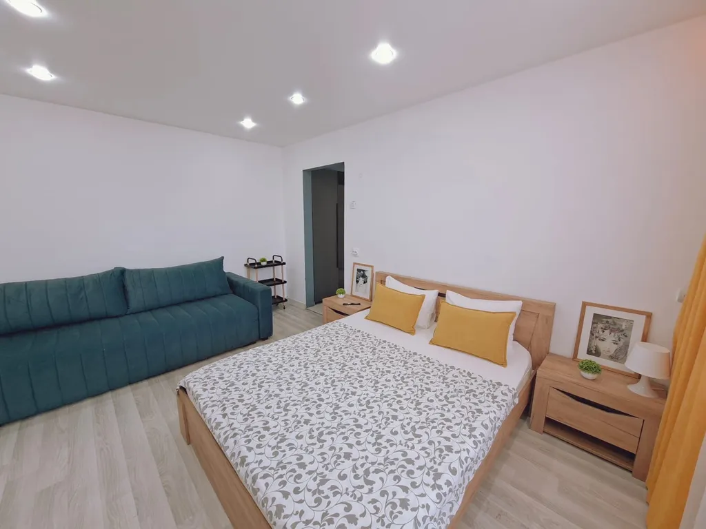 Бирюзовые апартаменты на Солдатова