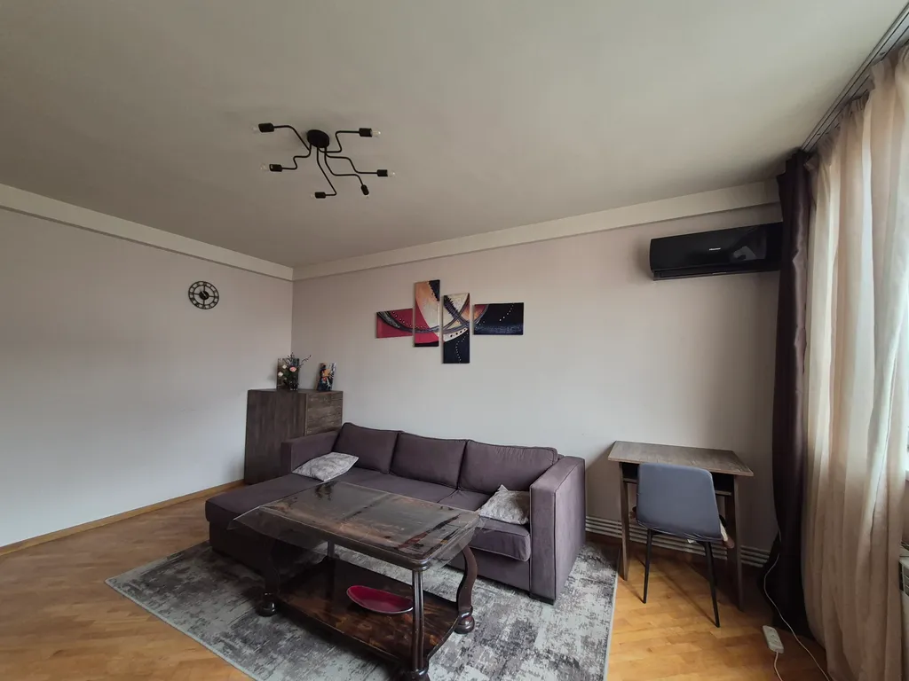 Квартира около Оперы и Каскада