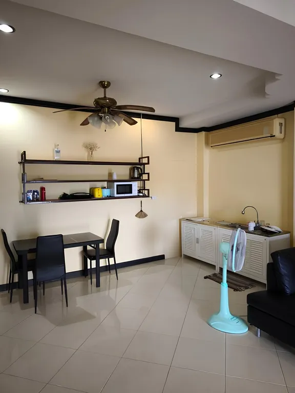 Уютный дом с 2 спальнями и BBQ в тихом месте рядом с пляжем Карон