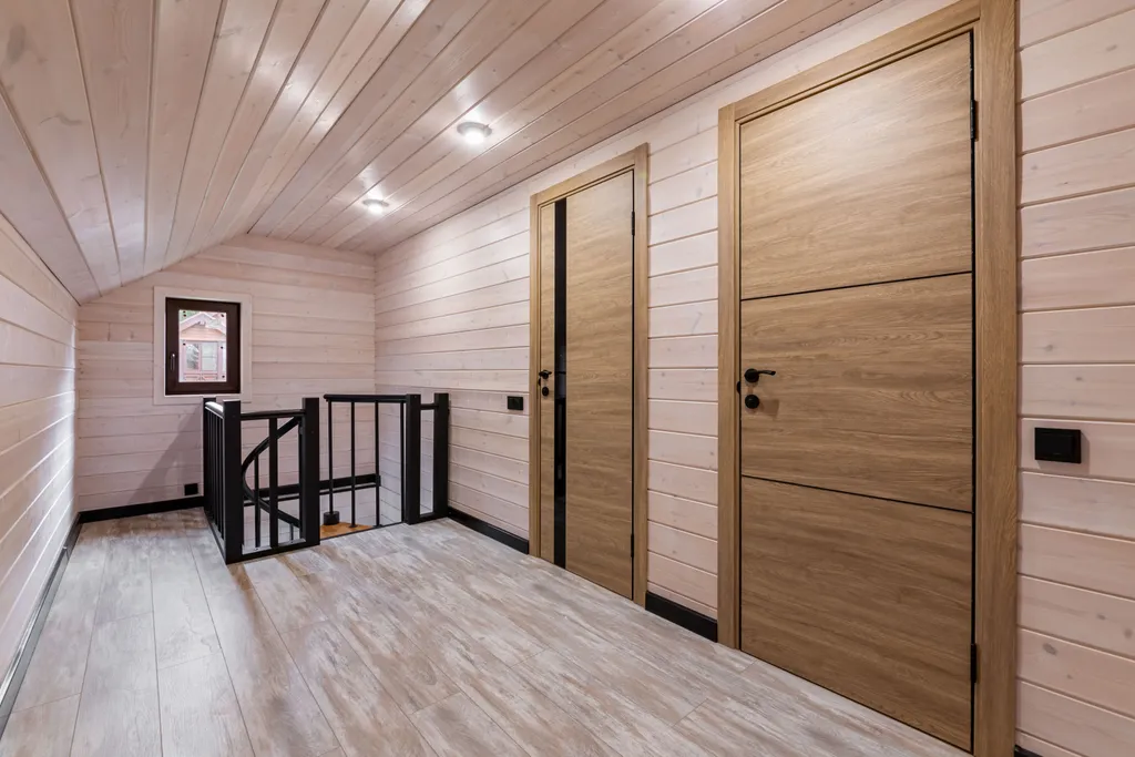 Новый дом около леса