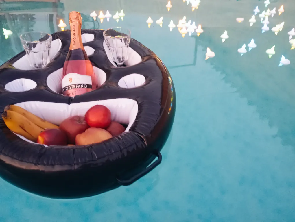 Дом с сауной на дровах и бассейном в доме, 10 минут от Мамаева кургана